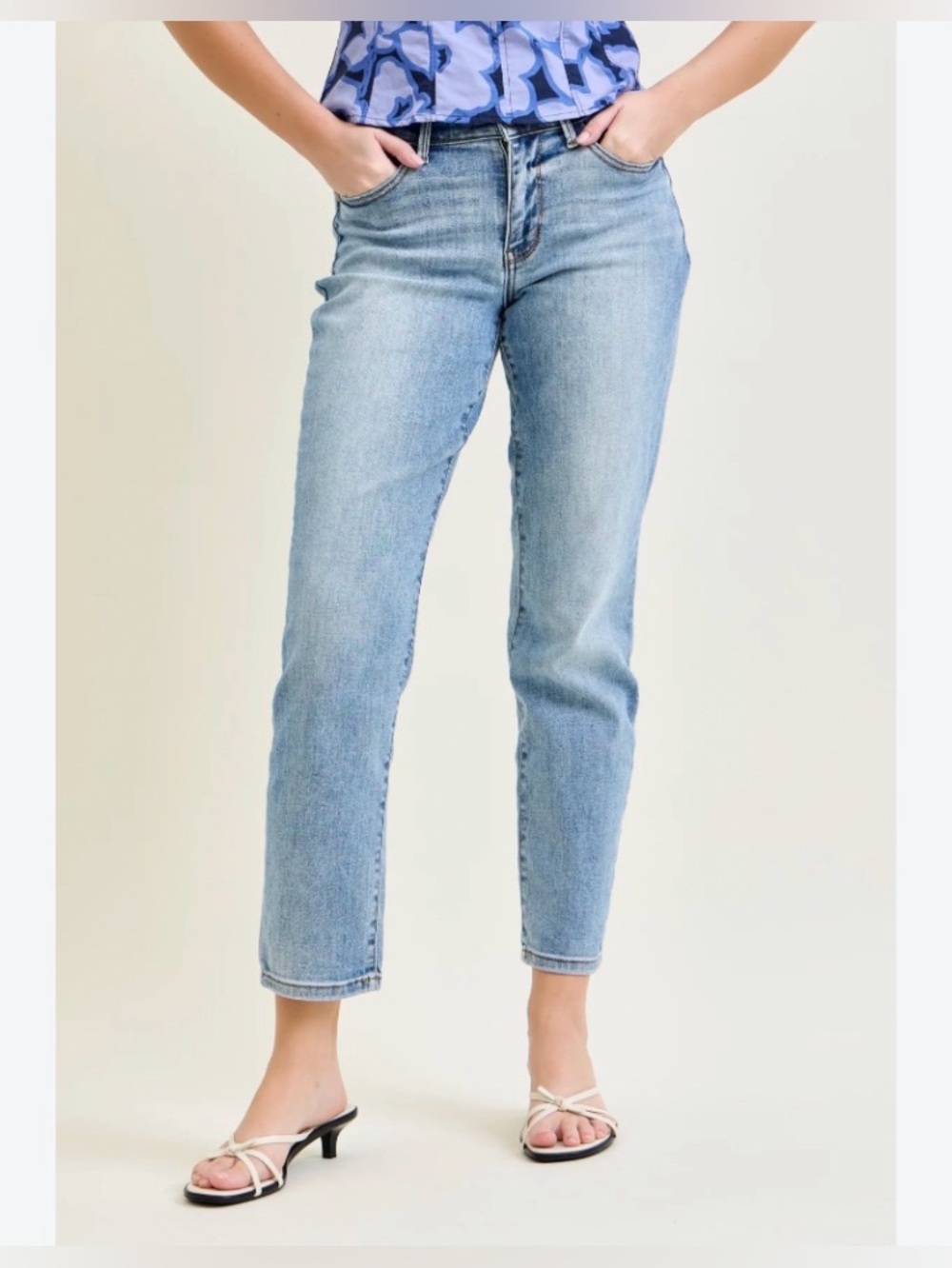 Judy Blue Light Blue Straight Leg Jeans